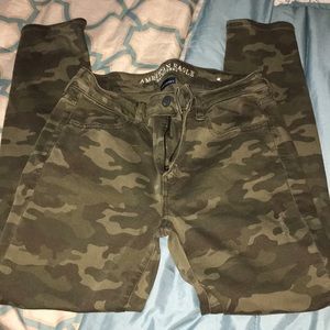 AEO Camo Jeggings